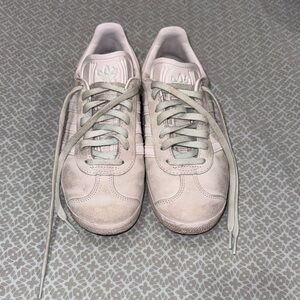 Adidas Beige Sneakers